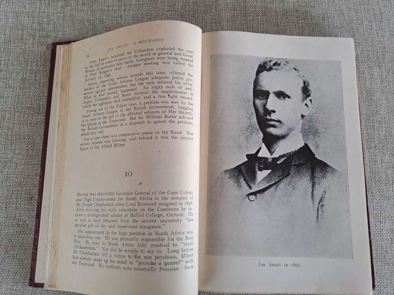 Jan Smuts : A Biography - F.S. Crafford
