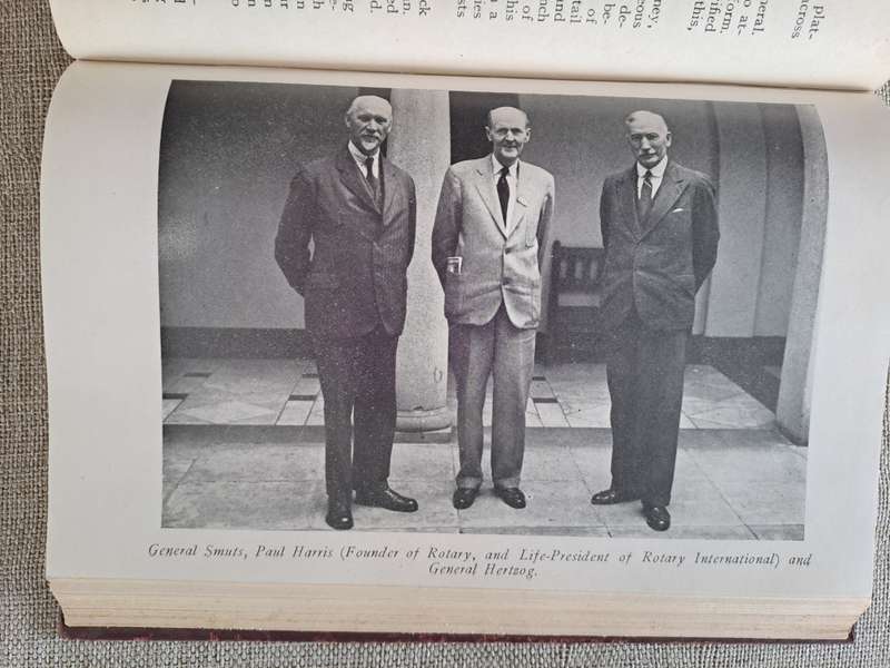 Jan Smuts : A Biography - F.S. Crafford