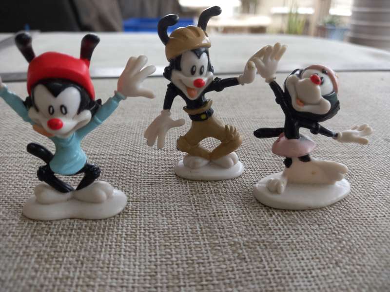 "Animaniacs" - Yacko, Wacko and Dot - zany to the max collectable figurines - Warner Brothers