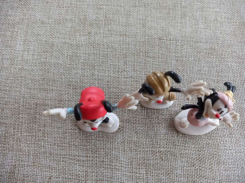 "Animaniacs" - Yacko, Wacko and Dot - zany to the max collectable figurines - Warner Brothers
