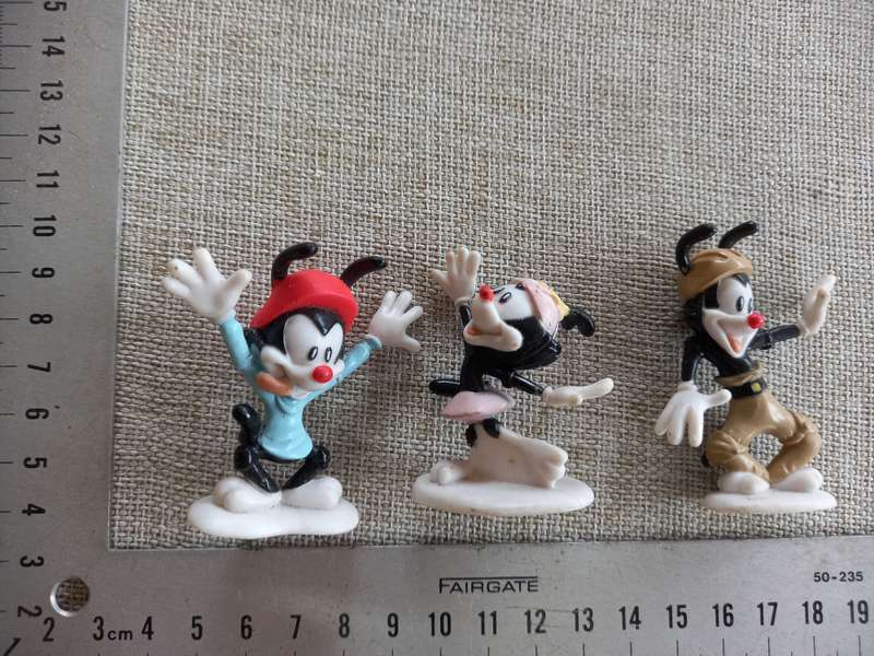 "Animaniacs" - Yacko, Wacko and Dot - zany to the max collectable figurines - Warner Brothers