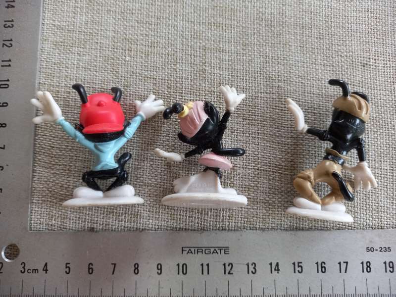 "Animaniacs" - Yacko, Wacko and Dot - zany to the max collectable figurines - Warner Brothers
