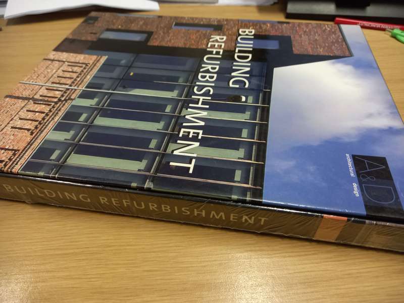 Building refurbishment (Architectural Design) (English and Spanish Edition)
