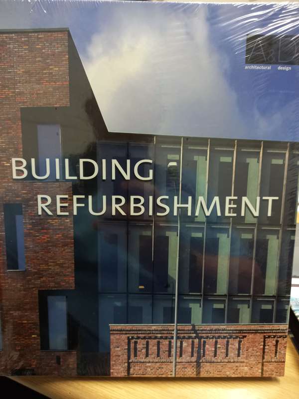 Building refurbishment (Architectural Design) (English and Spanish Edition)