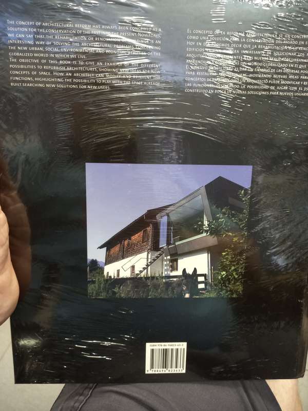 Building refurbishment (Architectural Design) (English and Spanish Edition)