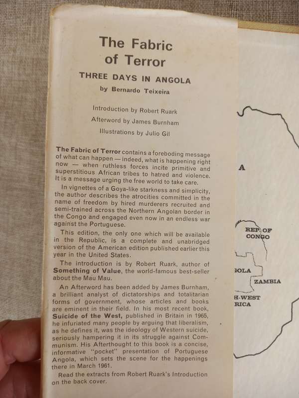 The Fabric of Terror,: Three days in Angola - Bernardo Teixeira