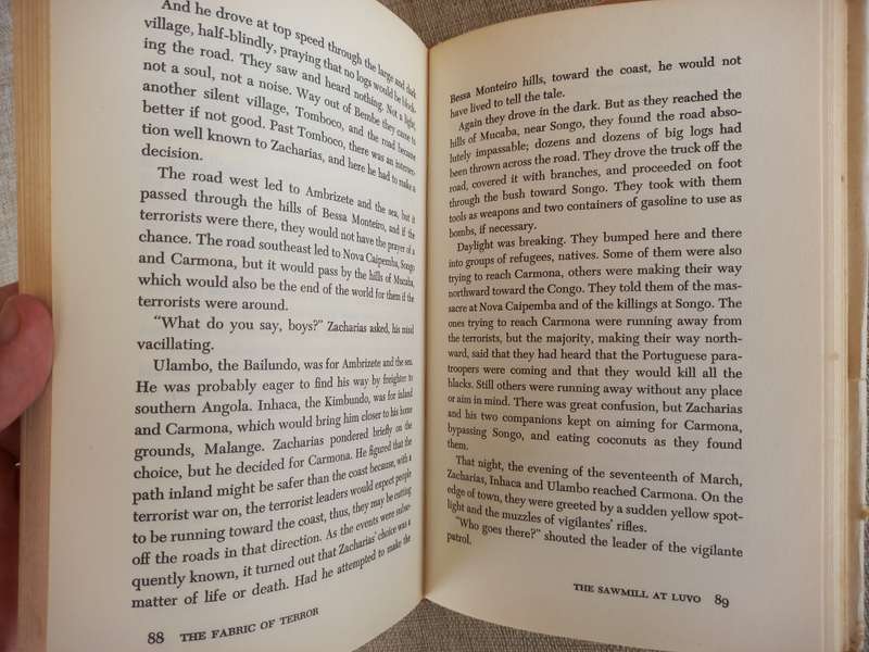 The Fabric of Terror,: Three days in Angola - Bernardo Teixeira