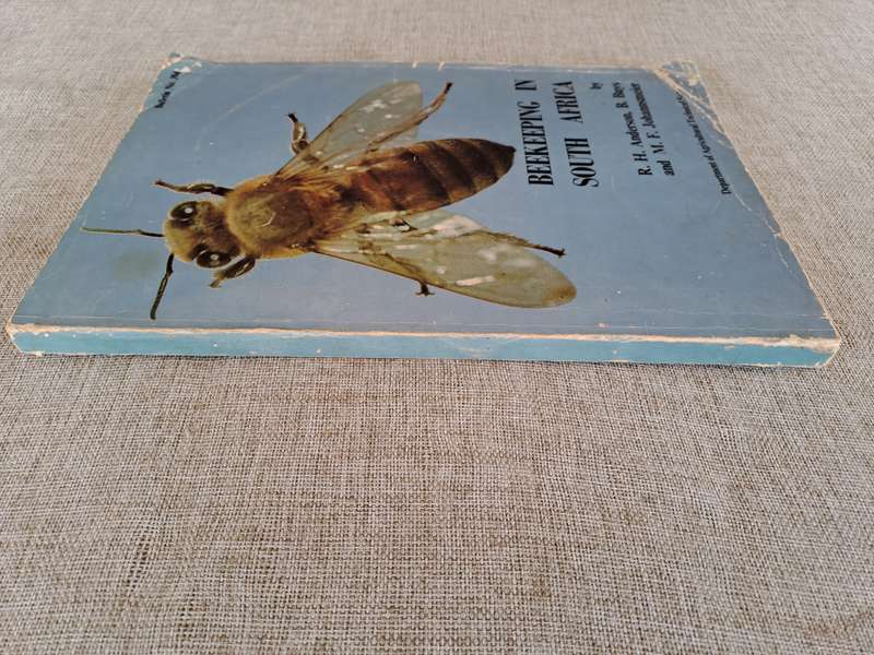 Beekeeping in South Africa  Bulletin No. 394