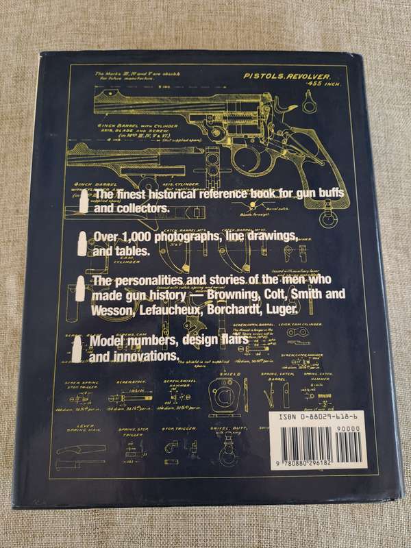 Handguns of the World: Military Revolvers and self-loaders from 1870 to 1945 Edward C. Ezell