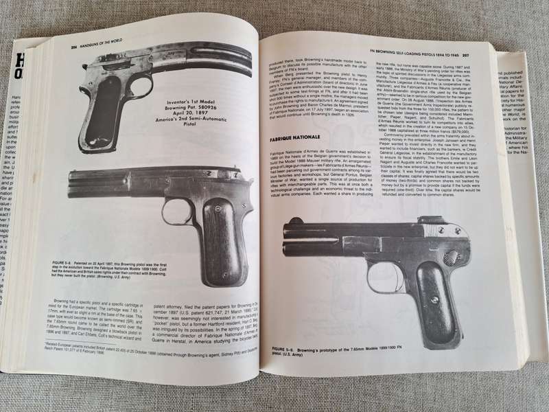 Handguns of the World: Military Revolvers and self-loaders from 1870 to 1945 Edward C. Ezell
