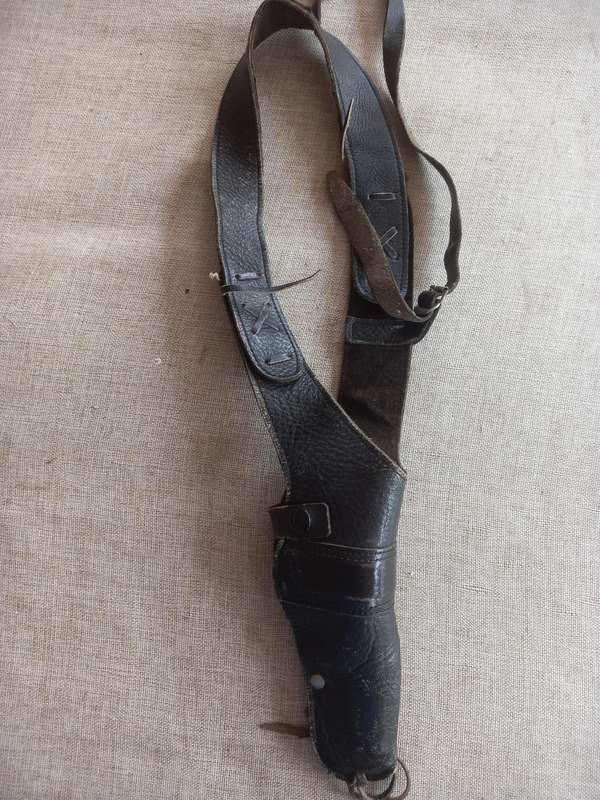 Leather shoulder holster - got it from a BSAP / Selous Scouts member