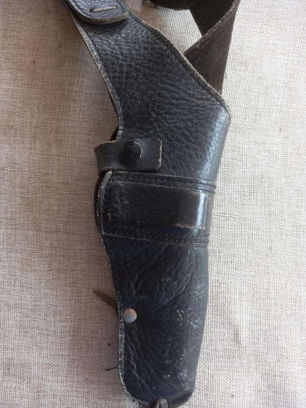 Leather shoulder holster - got it from a BSAP / Selous Scouts member