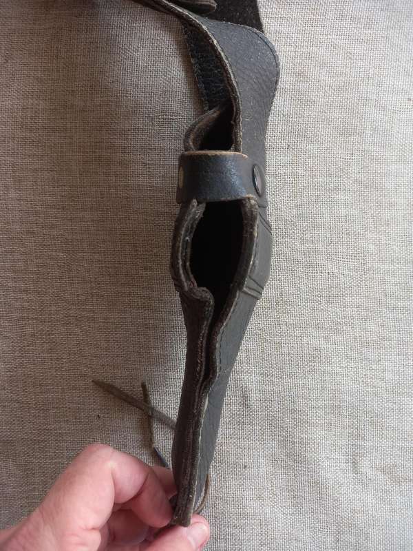 Leather shoulder holster - got it from a BSAP / Selous Scouts member