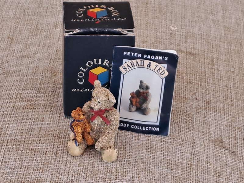 Sarah & Ted - Peter Fagan Colourbox Teddy Collection Miniatures
