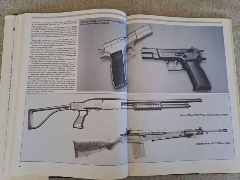 A Treasury of Modern Small Arms  Jacob Burk (Editor)