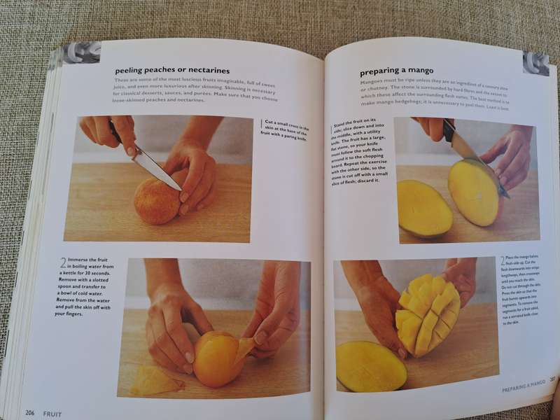 Knife Skills: How to Carve / Chop / Slice/ Fillet - Marcus Wareing, Shaun Hill, Charlie Trotter, Lyn