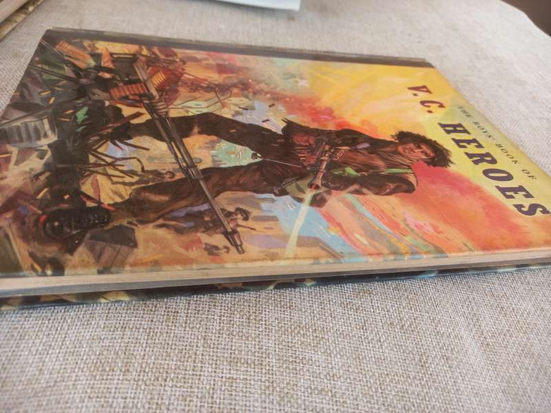 The Boys Book of V.C. Heroes, By Newton Branch, Victoria Cross Recipients, Stories of Bravery, Tale
