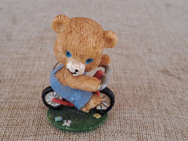 Teddy Bear Miniatures  Collection of 7 bears