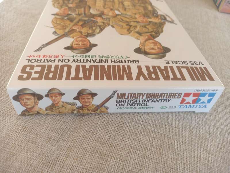 British Infantry on Patrol - Military Miniatures - 1/35 scale - Tamiya