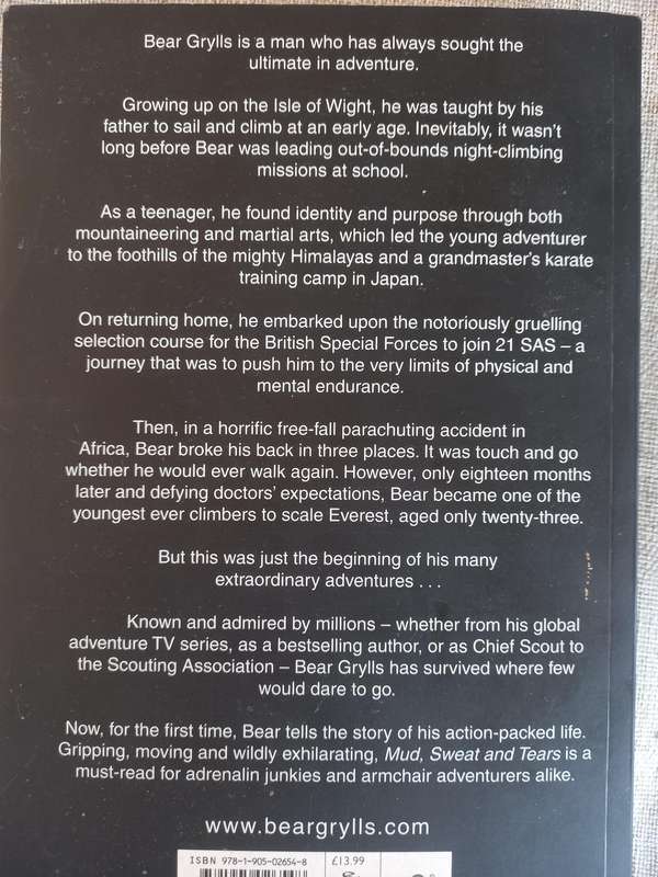 Mud, Sweat and Tears Paperback - the autobiography - Bear Grylls