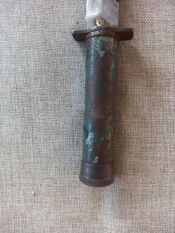 Old School "Rambo" type survival knife