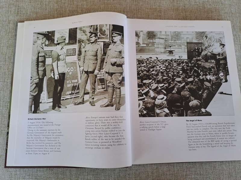 The History of World War I in Photographs - R. Hamilton