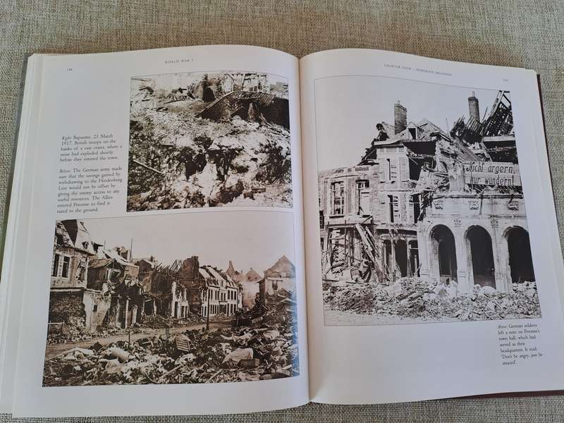 The History of World War I in Photographs - R. Hamilton