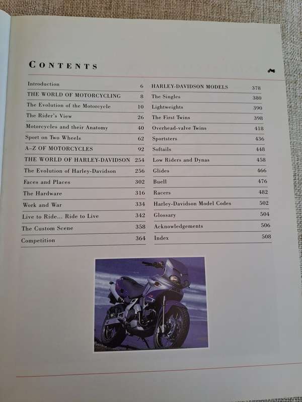 The Ultimate Motoring Encyclopedia - Roland Brown & Mac McDiarmid