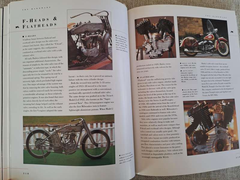 The Ultimate Motoring Encyclopedia - Roland Brown & Mac McDiarmid