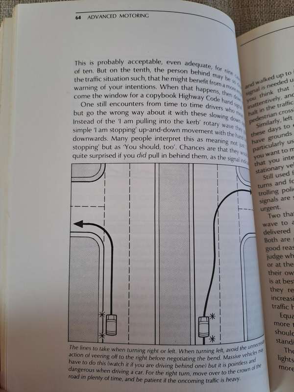 Advanced Motoring: Institute of Advanced Motorists Manual