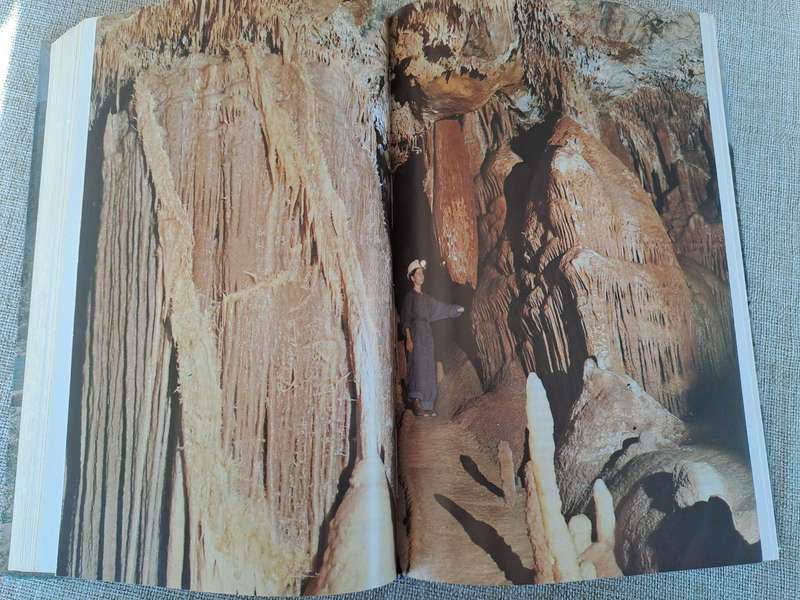 Discovering Southern Africa - T.V. Bulpin