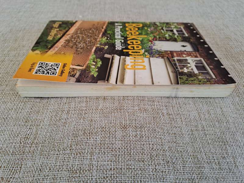 Beekeeping: A Practical Guide  Roger Patterson