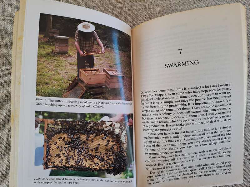 Beekeeping: A Practical Guide  Roger Patterson