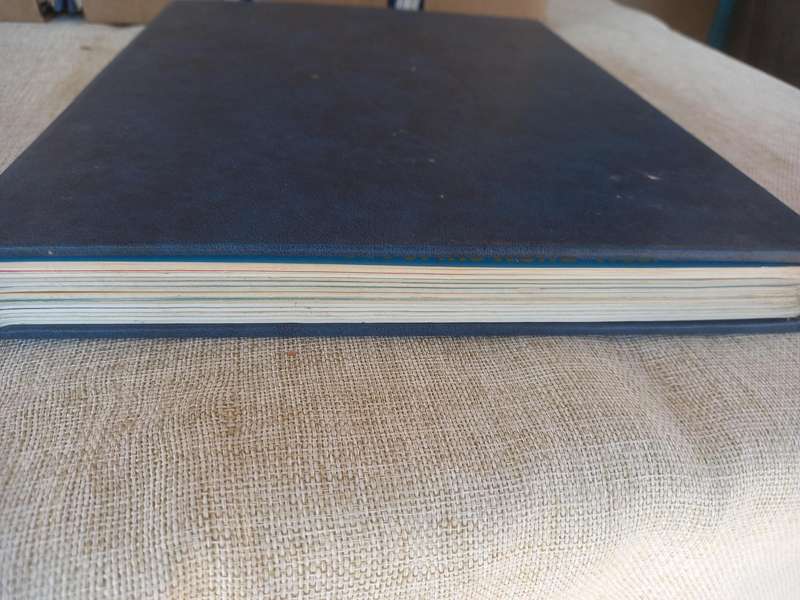 The illustrated encyclopedia of aircraft - 216 volumes - 18 binders