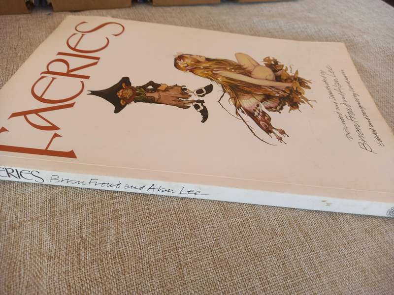 Faeries by Brian Froud, Alan Lee
