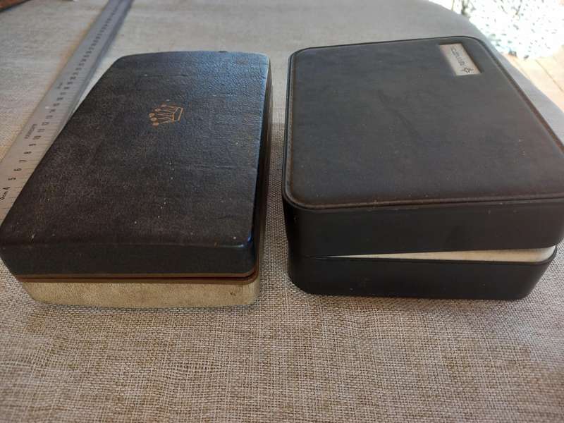2 x Vintage Electric Mens Razors - Remington