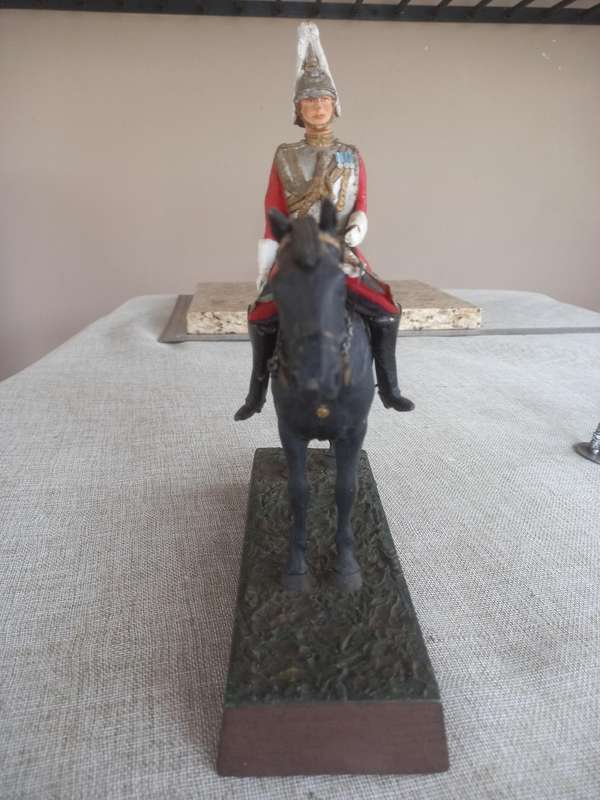 Household Cavalry Officer - Metal - 24cm Excellent piece / solid RARE