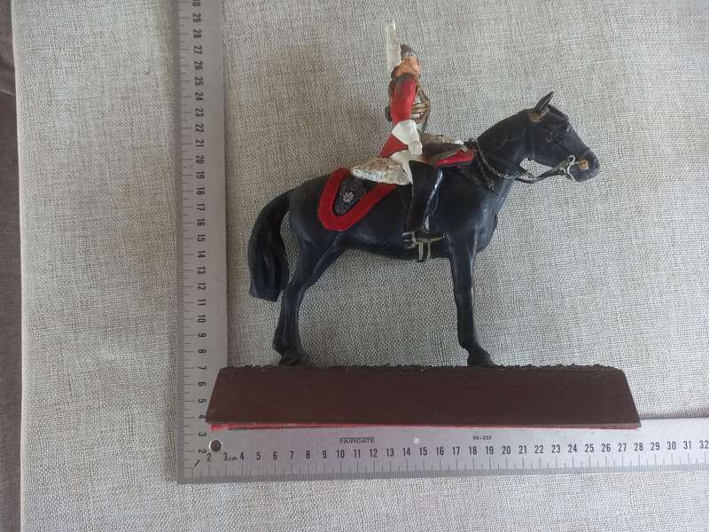 Household Cavalry Officer - Metal - 24cm Excellent piece / solid RARE