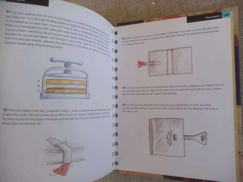 The Book Binding Handbook - simple techniques and step-by-step projects - Sue Doggett