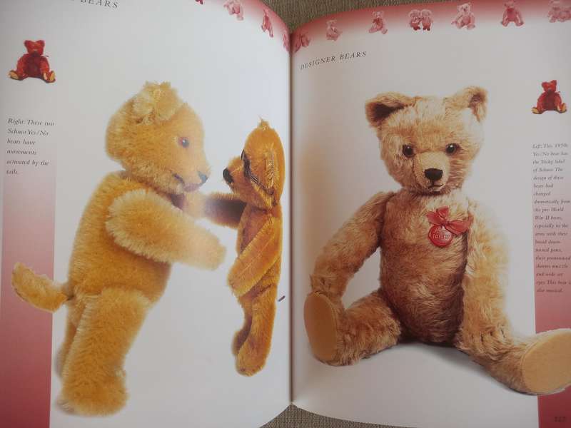 A Celebration of Teddy Bears: 100 Years - Anne Christie