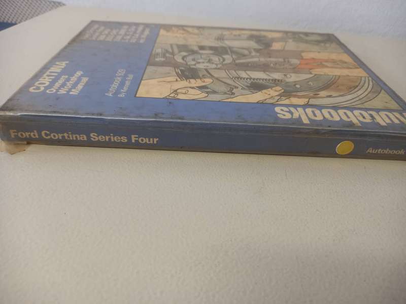Ford Cortina Series Four,  - Owners Workshop Manual - Autobook 929