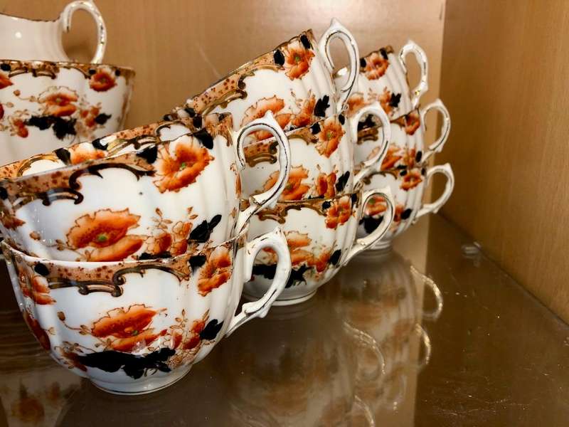 Antique Royal Albert Ena Tea Set  Crown China (c. 19051907)  28 Pieces