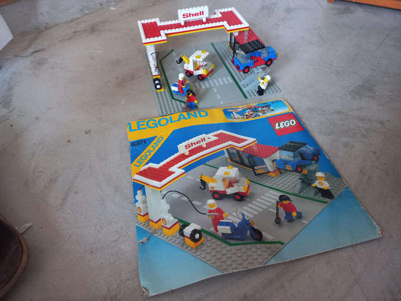VINTAGE LEGOLAND 6371 with Box 1983