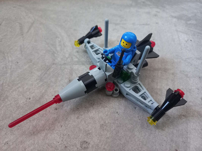 Legoland 6824 Vintage Space Dart 1 (Rare)