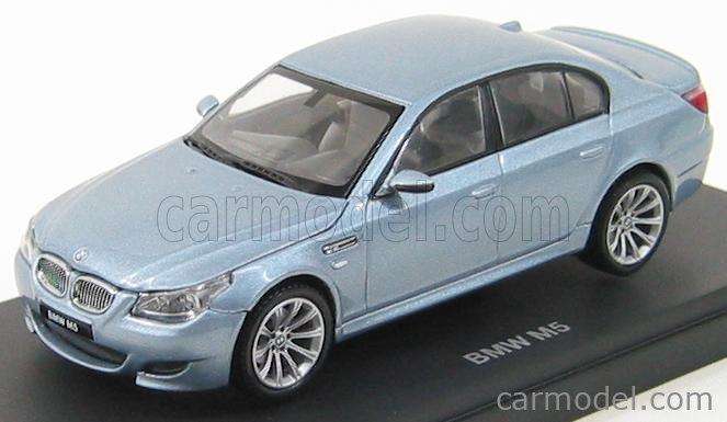 BMW M5 (E60) - 2004 - Silver