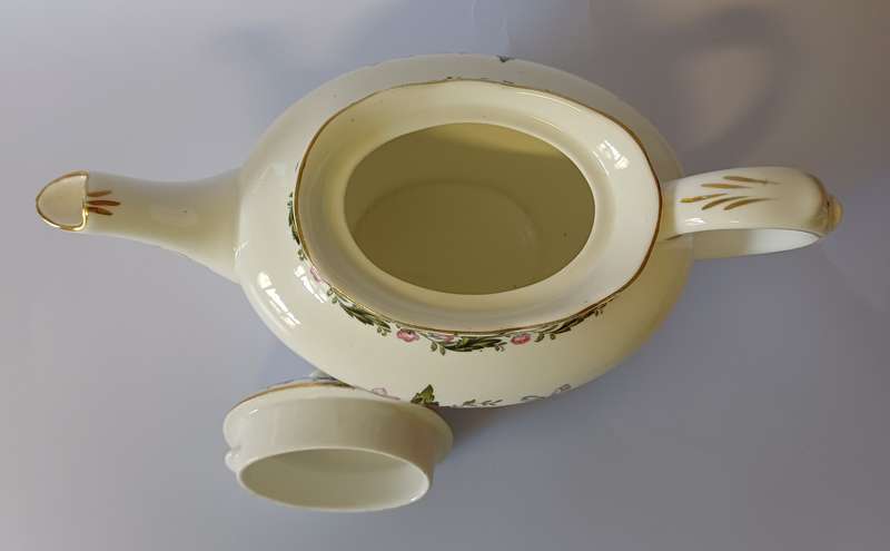Royal Albert Cotswold teapot