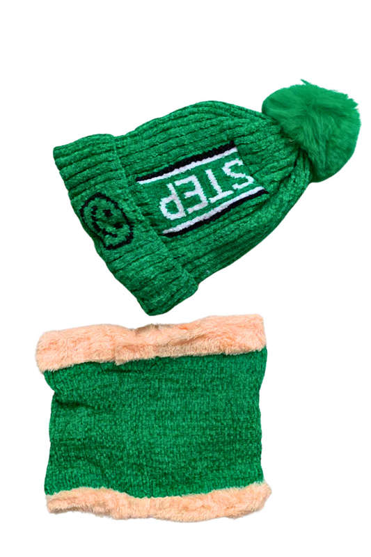 Unisex Winter Beanie Hat & Neck Warmer Set Soft Stylish & Warm - Colour Green