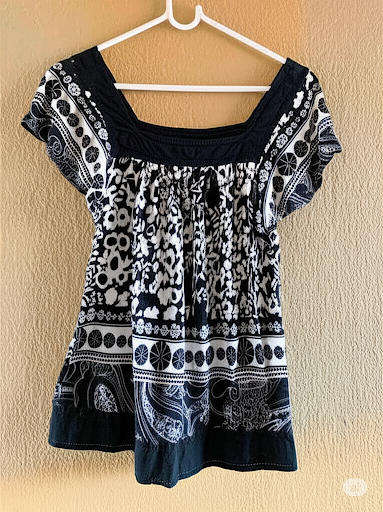 H&M Patterned Square Neck Top