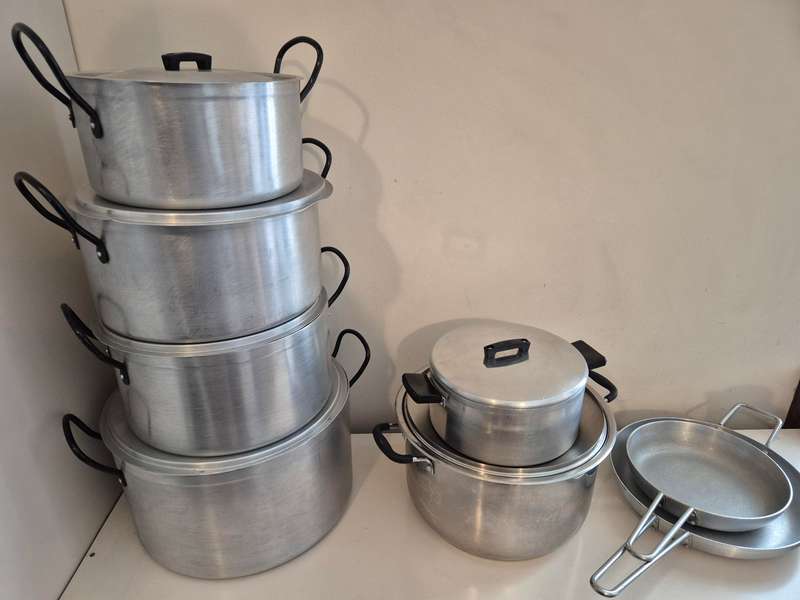 Steel Pots, Pans & Kettle