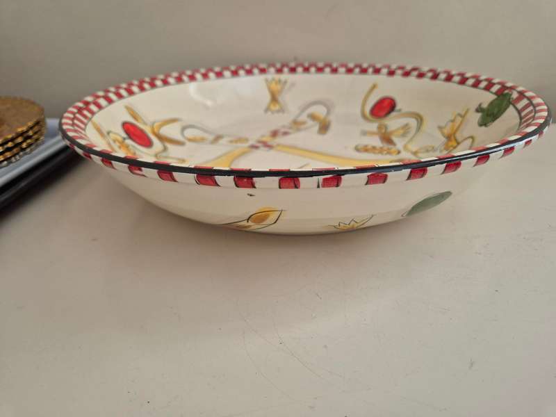 Kitchen Crockery